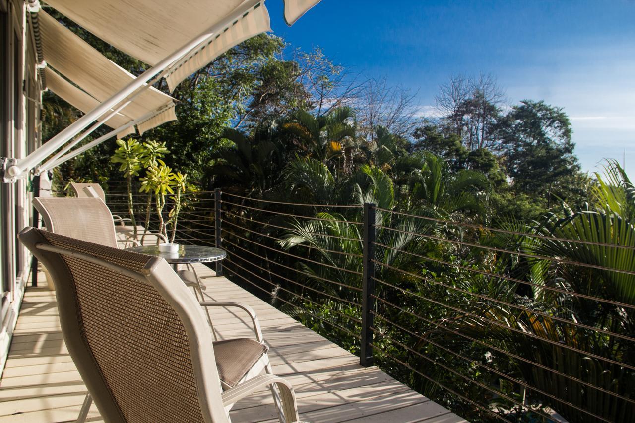 Funky Monkey Lodge Playa Santa Teresa  エクステリア 写真